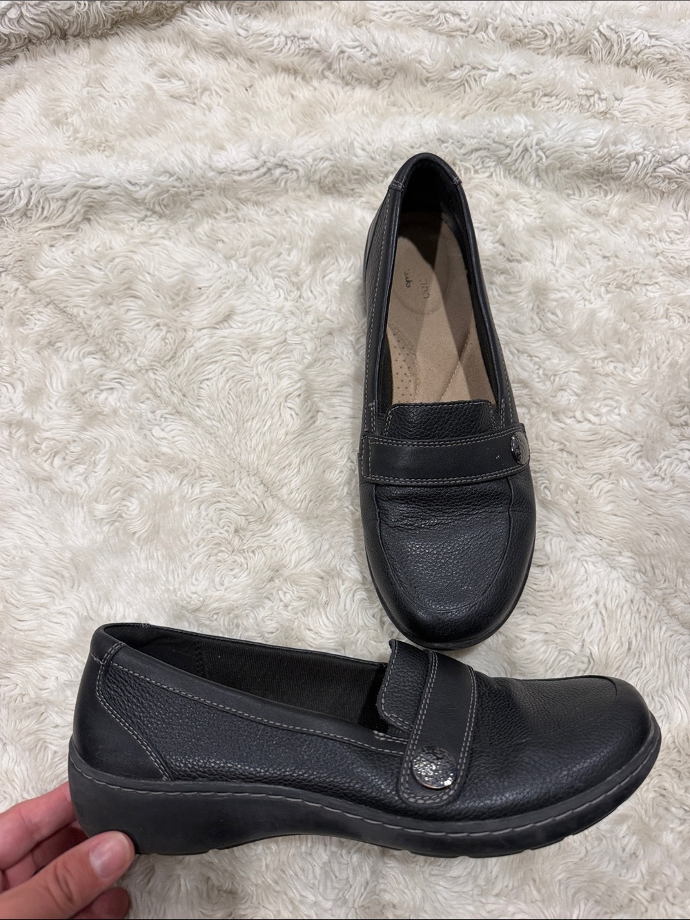 Clarks Black Cora Daisy women's Casual loafers Woman’s Size 8